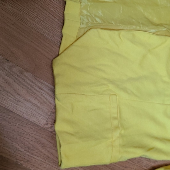 Yellow Cropped Blazer - Picture 2 of 6